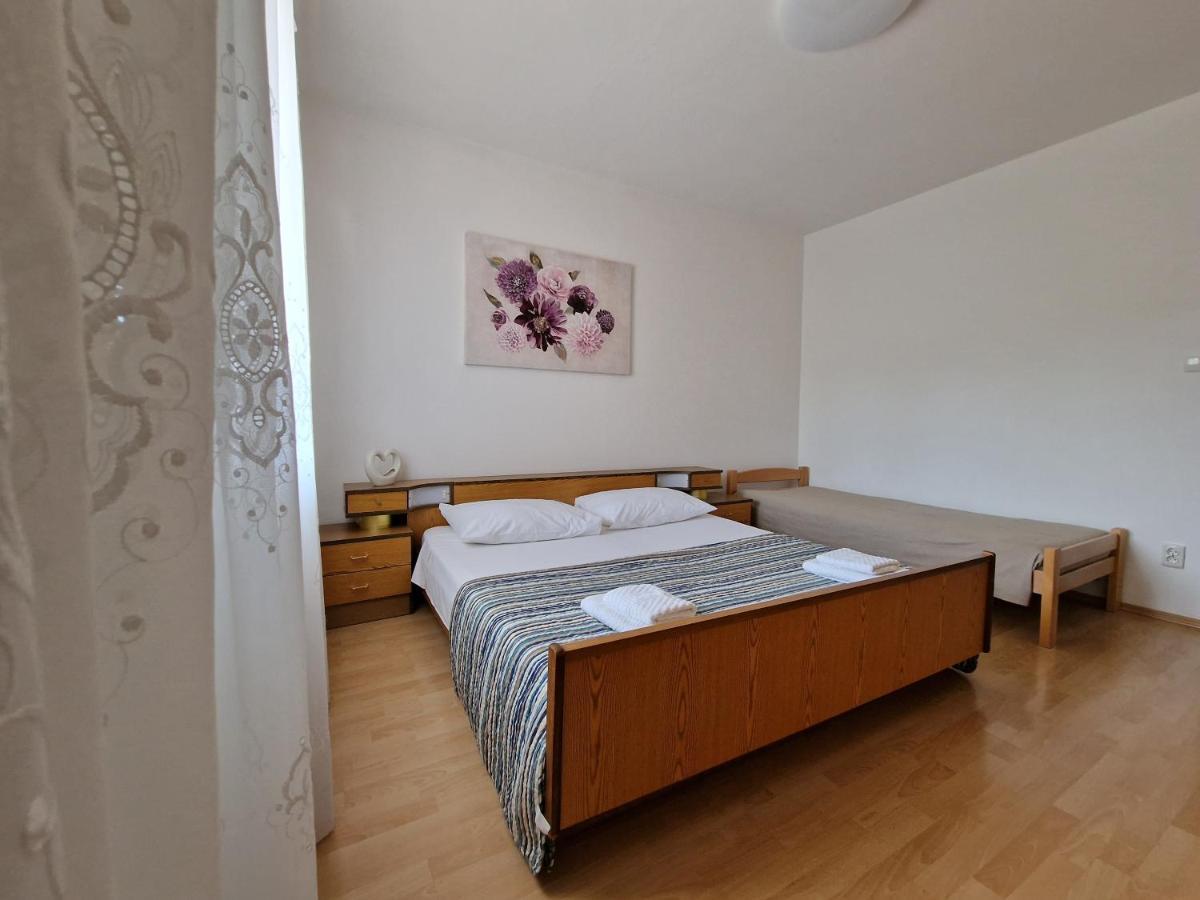Apartment Sostaric Vrh  Экстерьер фото